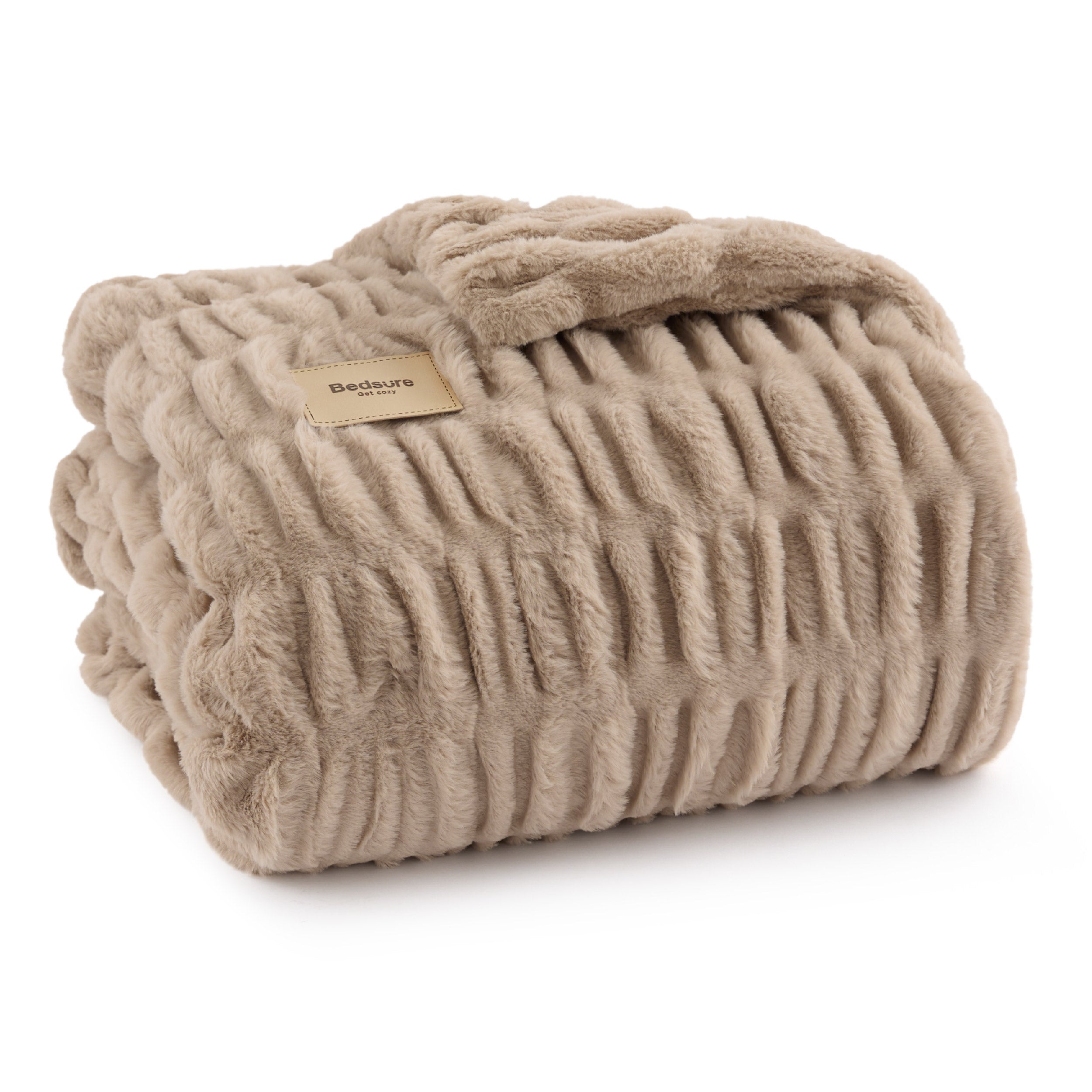 Double-sided Faux Fur Ruched Blanket - Image 13